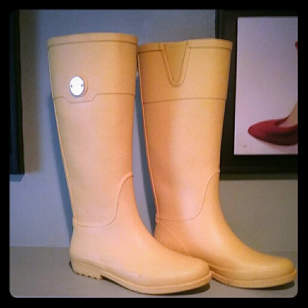 TH Back Zipper Rain Boots
